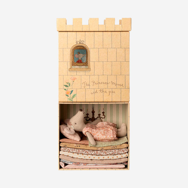 Maileg - Princess And The Pea, Big Sister Mouse