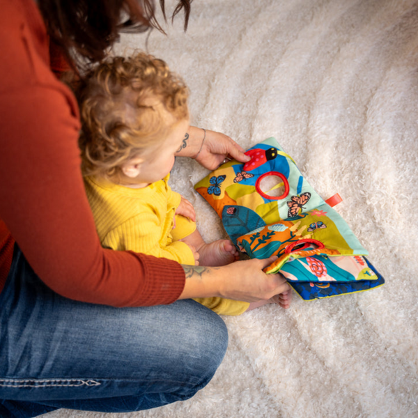 Manhattan Toy - Bugging Through Sensory Book