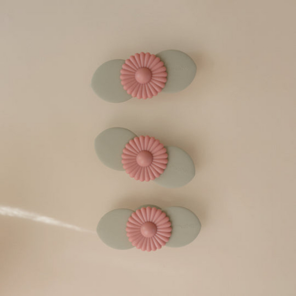 Mushie - Blossom Suction Spinner Toy