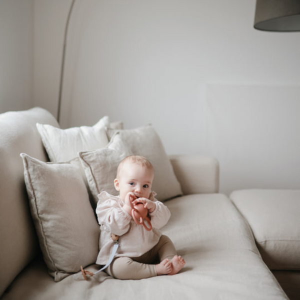 Mushie - Daisy Rattle Teether