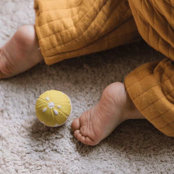 Oli & Carol US - Fruit Salad Baby Sensory Balls