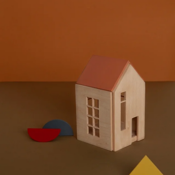 Babai - Medium Wooden Dollhouse with Magnets - Terra