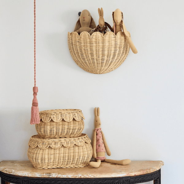 Bebe Bask - Lola Scalloped Wall Basket