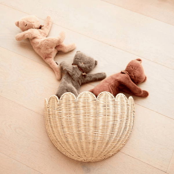 Bebe Bask - Lola Scalloped Wall Basket