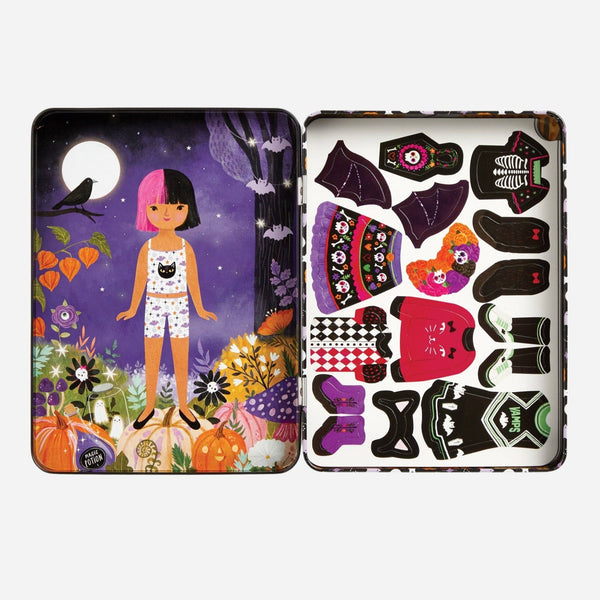 Chronicle Books - Spooky Season Magnetic Dress-up Play Set