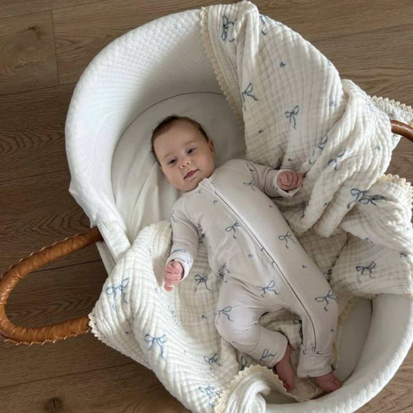 Dreamy Skies Baby - 6 Layer Gauze Blanket - Blue Bows