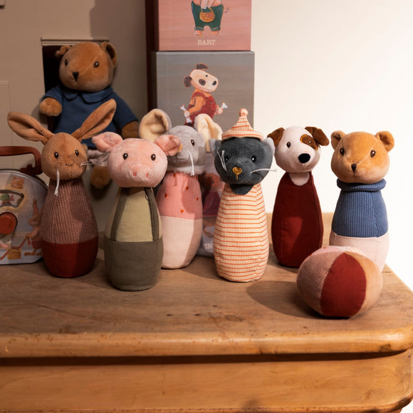 Egmont Toys - Friends Plush Bowling Game