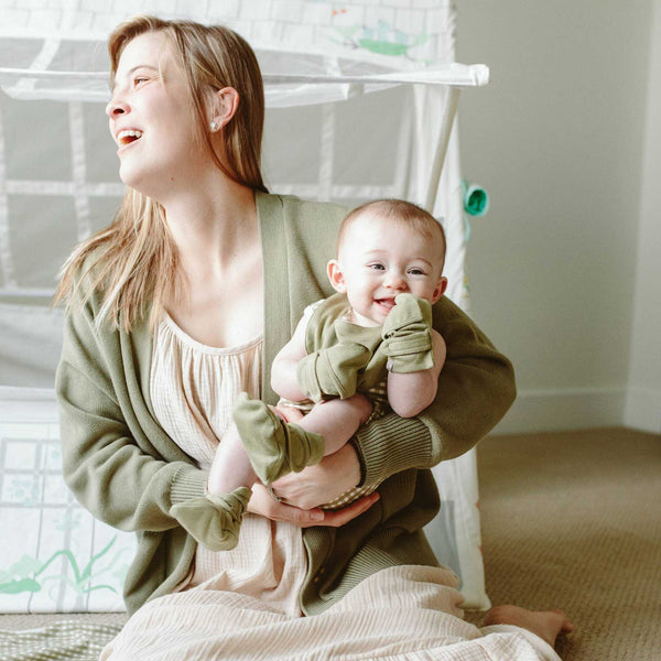 Goumikids - Stay On Baby Mitts - Artichoke