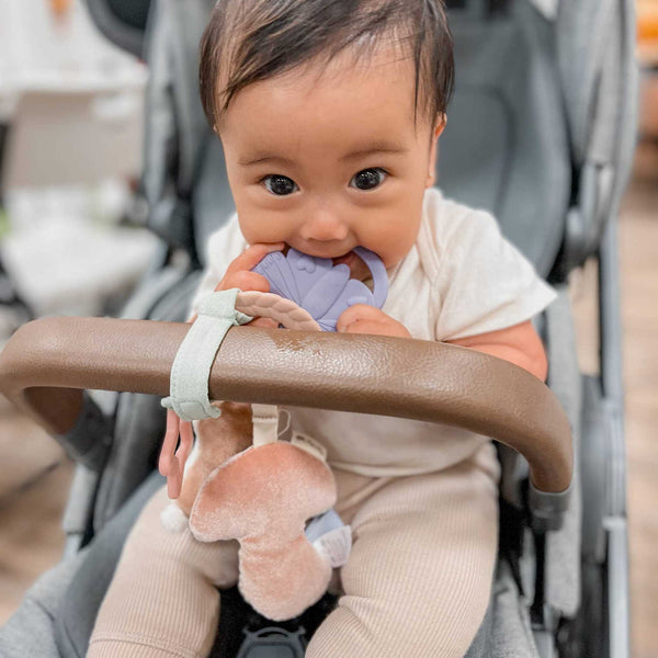 Itzy Ritzy - Bitzy Busy Ring™ Teething Activity Toy - Bunny