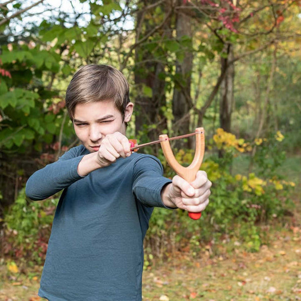 Kikkerland - Huckleberry Slingshot