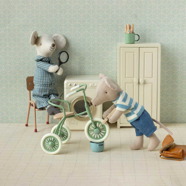 Maileg -  Abri a Tricycle for Mouse - Green