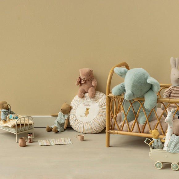 Maileg  - Elephant Plush, Medium - Soft Mint