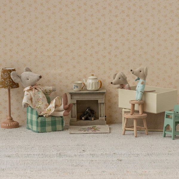 Maileg - Fireplace - Mouse - Off White