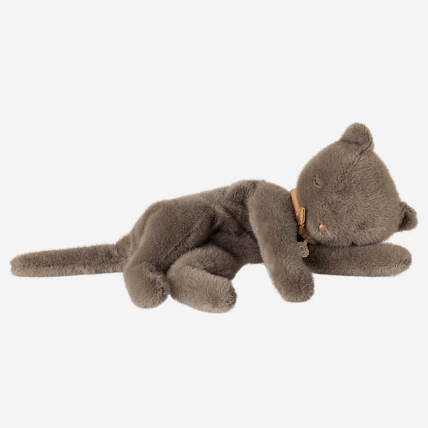 Maileg - Sleeping Kitten Plush, Medium (2 Colors) 
