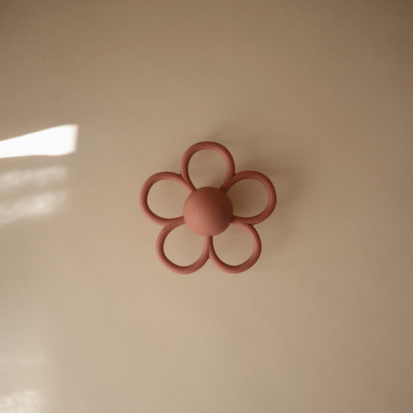 Mushie - Daisy Rattle Teether