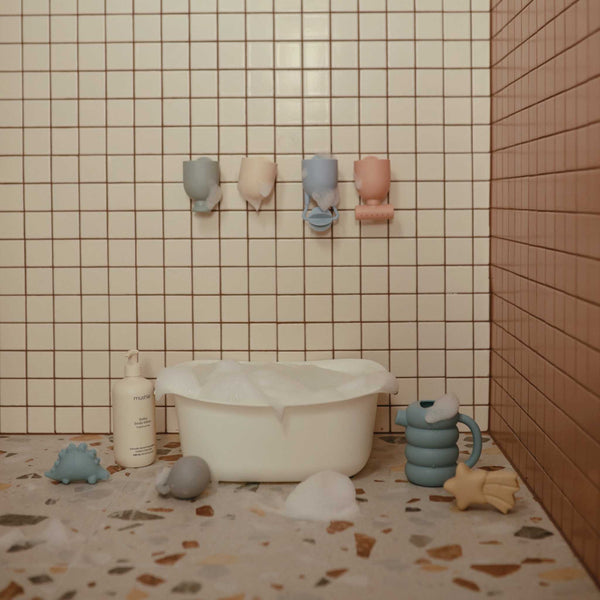 Mushie - Pour and Play Bath Set