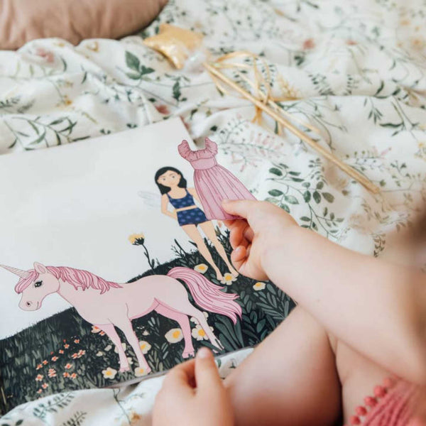 My Sticker Storybook: Fairies & Unicorns