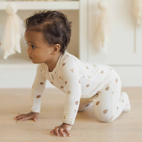 Quincy Mae - Bamboo Zip Footie - Pumpkins