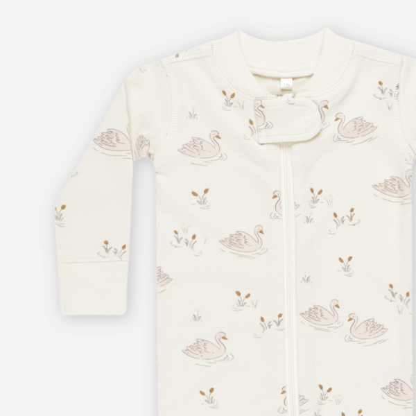 Quincy Mae - Bamboo Zip Long Sleeve Sleeper Footie - Swans