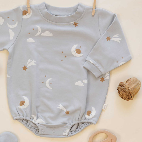 Quincy Mae - Crewneck Bubble Romper Sky Friends