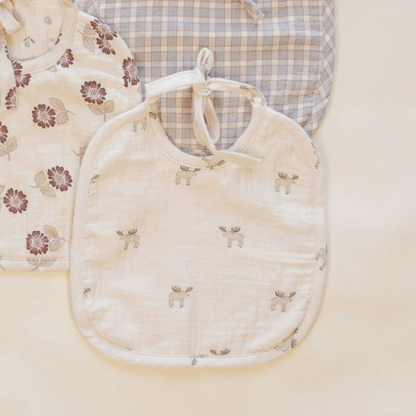 Quincy Mae -  Jersey Snap Bib, 2-Pack - Sheep, Cloud Stripe