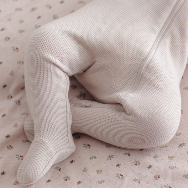 Quincy Mae - Pointelle Baby Blanket - Heart Ditsy