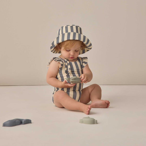 Quincy Mae - Scoop Back One-Piece Swimsuit - Retro Ocean Stripe