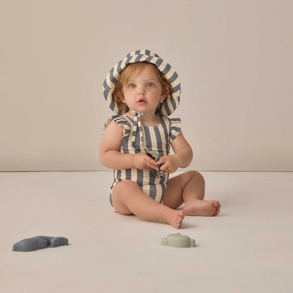Quincy Mae - Scoop Back One-Piece Swimsuit - Retro Ocean Stripe