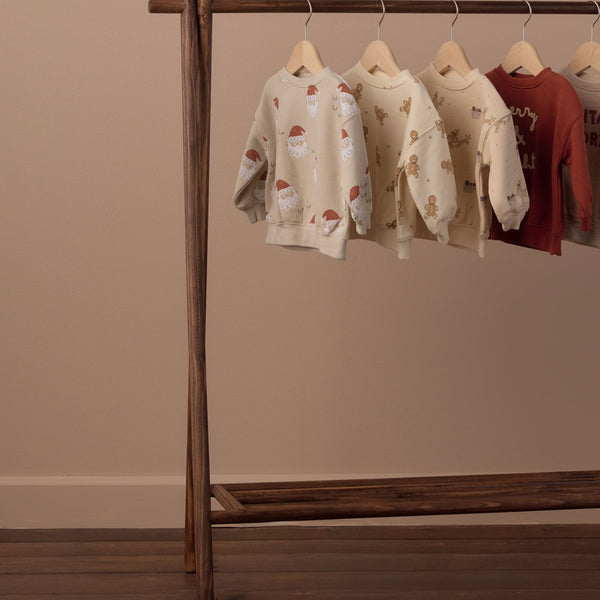 Rylee + Cru - Relaxed Sweatshirt - Santa