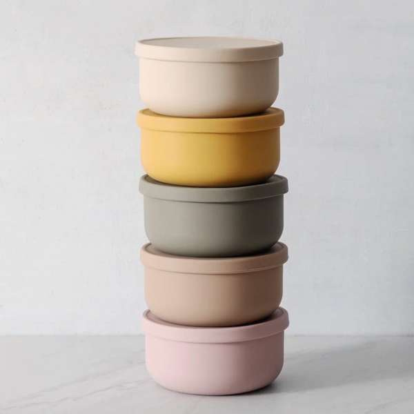 Maison Rue Stevie Silicone Bowl with Lid - Honey
