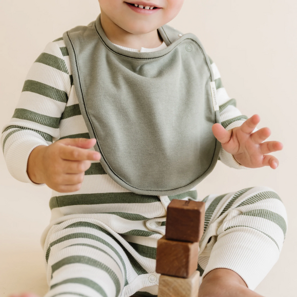 Makemake Organics - Organic Cotton Bibs - Olive & Walnut Solid